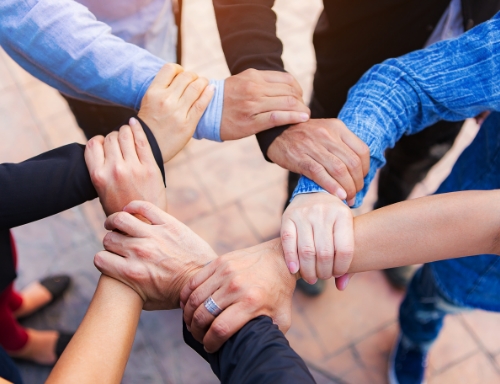 成为凯发的一份子