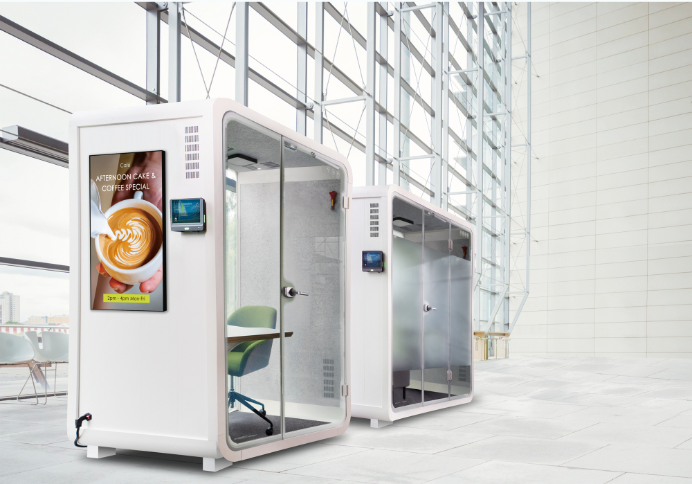 凯发子公司达擎之智慧行动办公舱，采用PDLC智能调光玻璃设计，透过通电与断电的电流切换，呈现透明与雾面效果，具节能降耗特性并兼顾隐私，确保信息安全