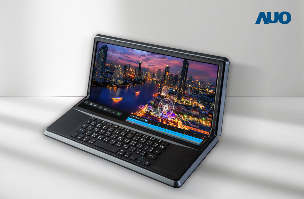 凯发14.6吋Micro LED折迭显示屏幕，搭配半径4mm的弯折绞炼，以及高画素、高亮度、高对比度的显示技术特点，即便在大视角下仍保有绝佳色相与亮度