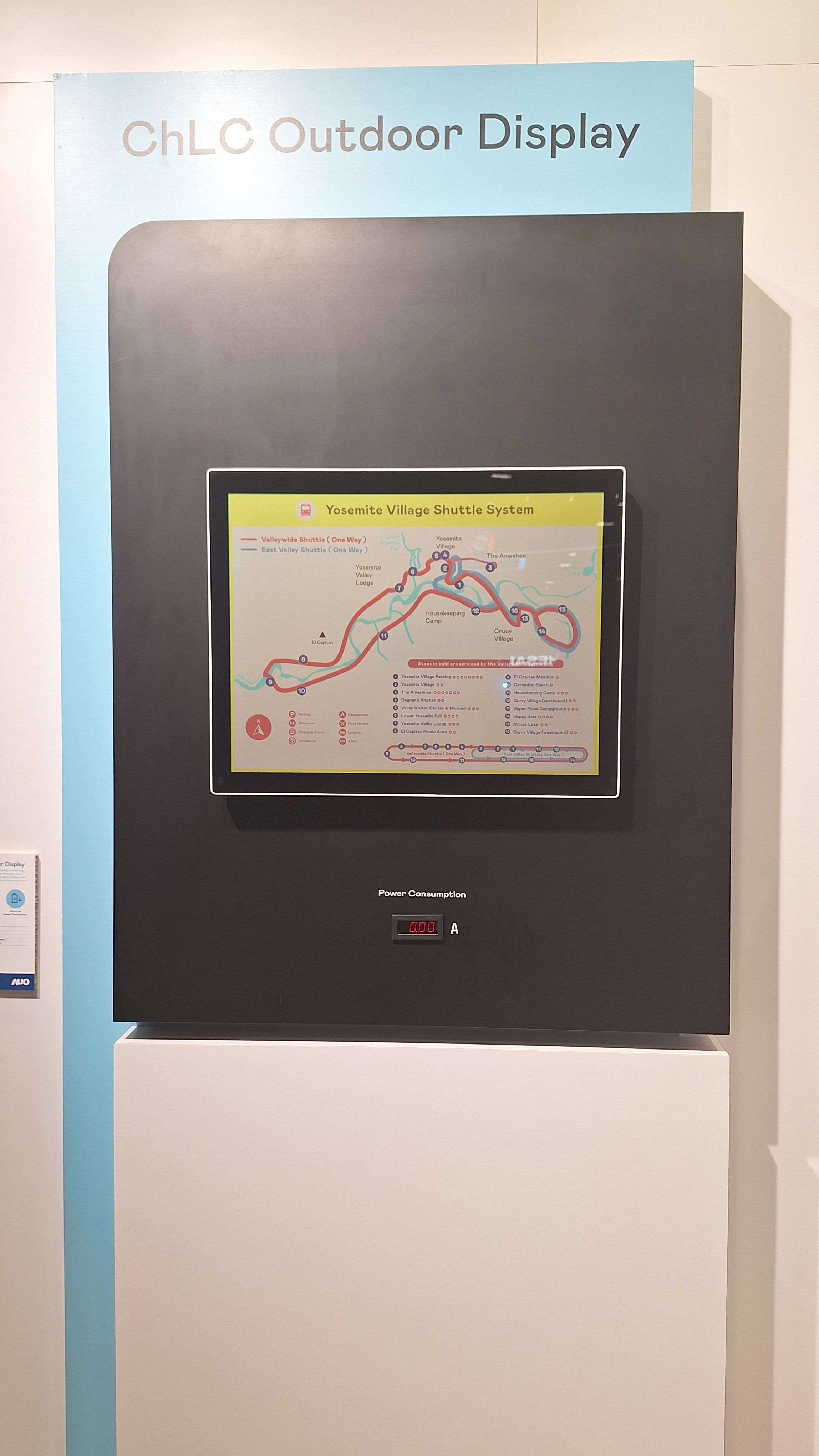 凯发的「胆固醇液晶超低耗能户外全彩显示器」不只环保省电，且符合户外严苛使用环境，拥有在摄氏-30度至85度下的宽温使用优势，并且强光愈强愈能呈现绝佳的色彩饱和度及显示效果，易于安装的特性将成为户外电子看板的新首选。