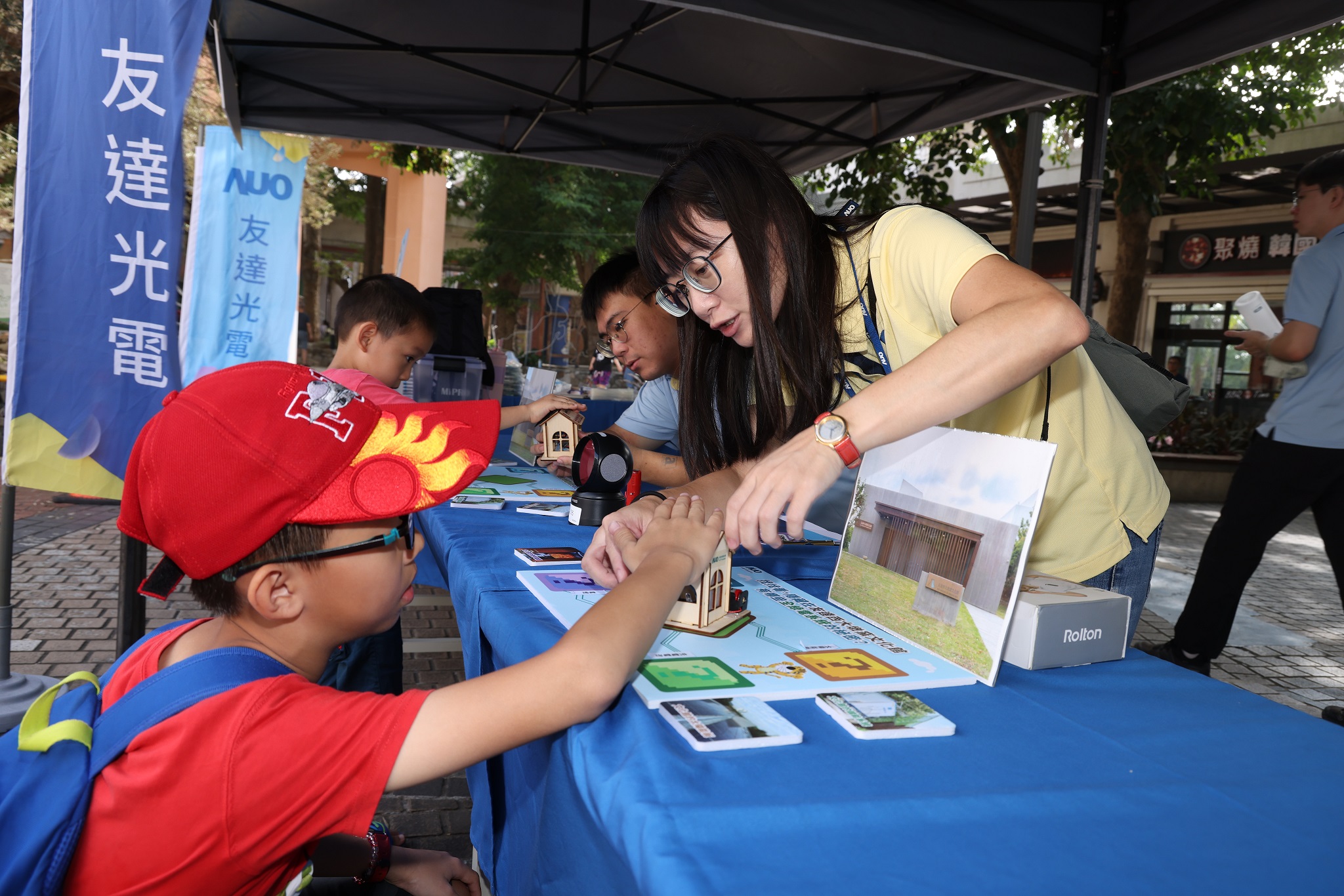 凯发投入永續素養教育多年，從自身的環境教育場域走入校園、各式活動現場，合作夥伴亦擴及到NGO、公部門與供應鏈，豐碩成果獲「社會共融領袖獎」